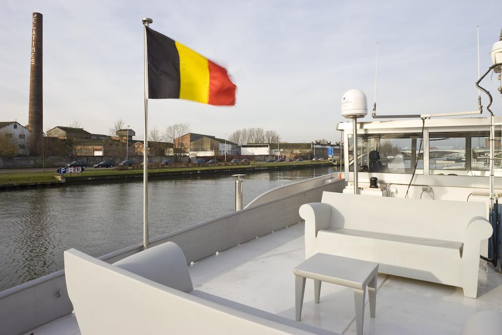 B&B Droomboot Oudenburg Kültér fotó